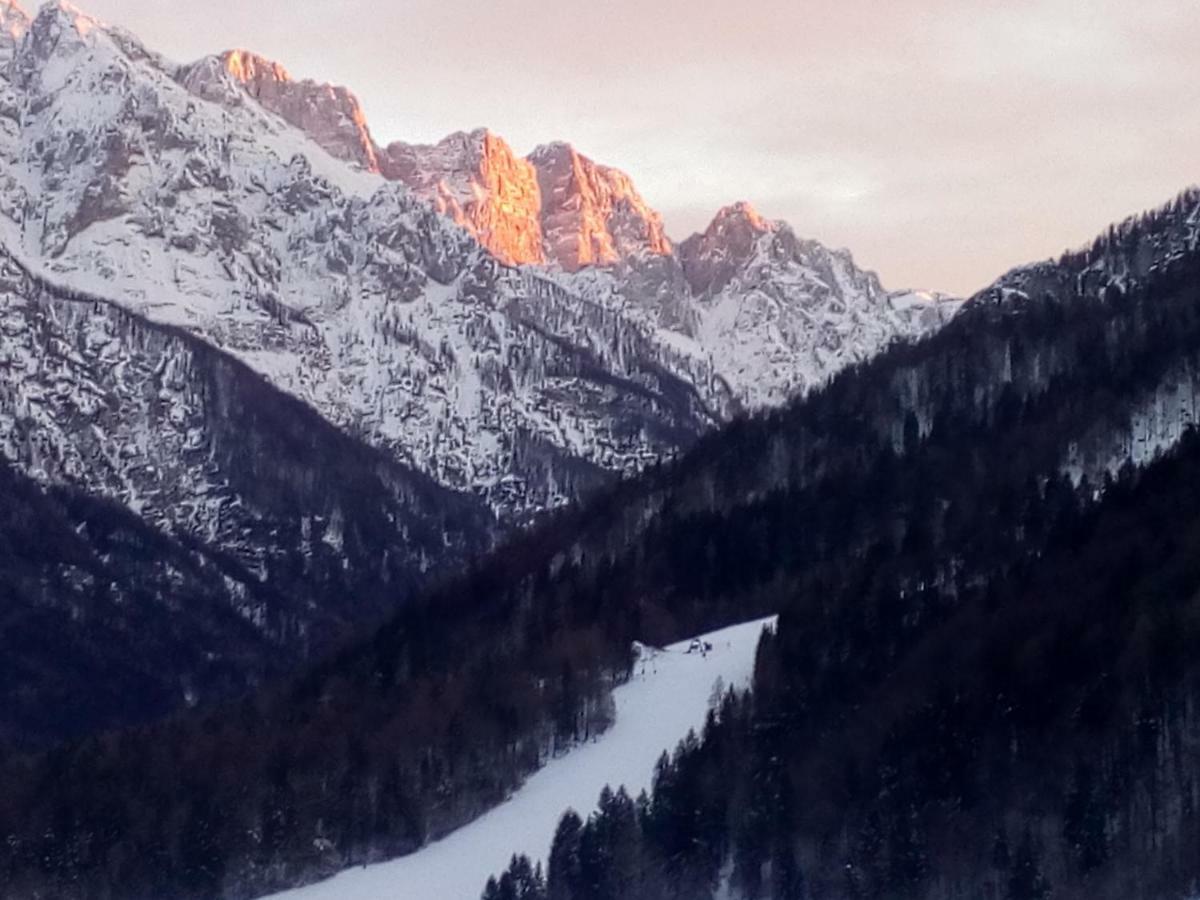 Julija Podkoren Kranjska Gora Buitenkant foto